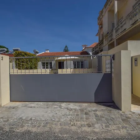 Elegante Com Terraco - 800 Metros Da *